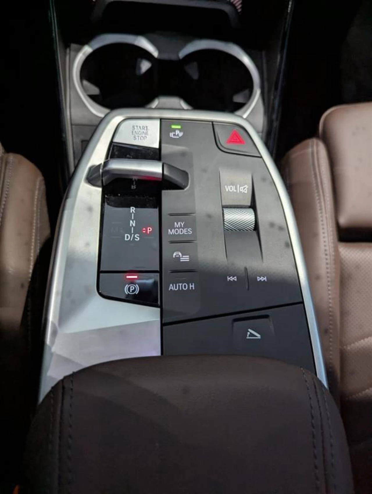 2025 BMW X2 xDrive28i Main Image