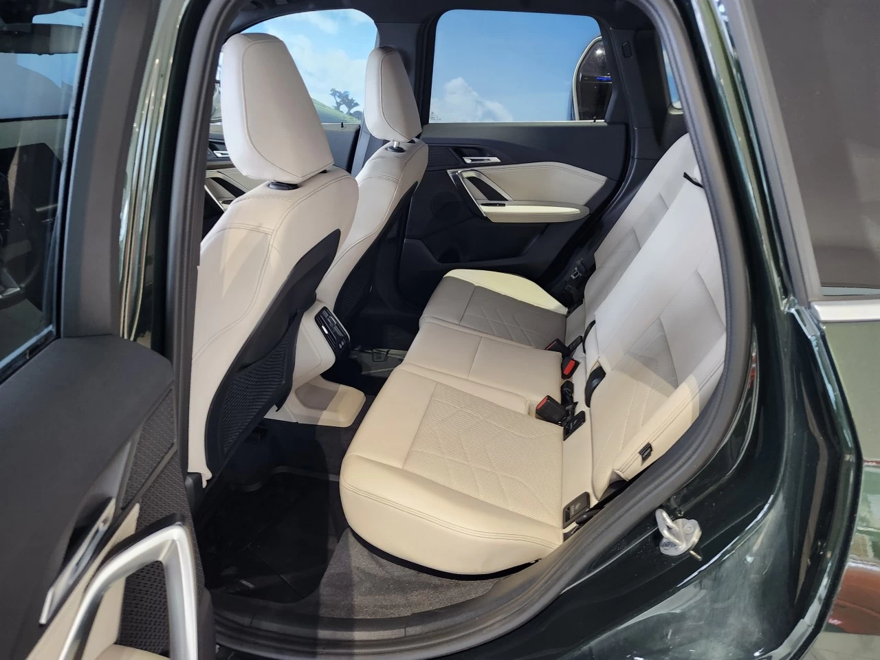 2023 BMW X1 xDrive28i Main Image