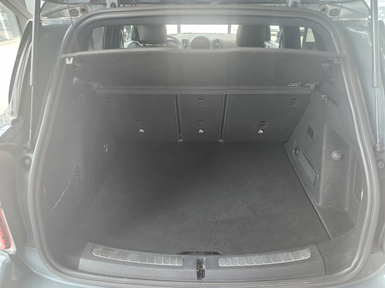2022 Mini Cooper Countryman Cooper SE Main Image