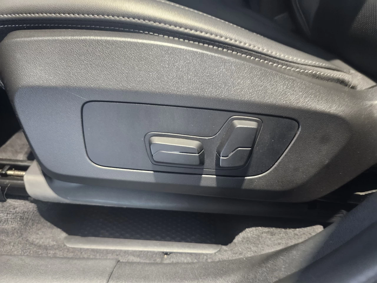 2024 BMW X1 xDrive28i Main Image