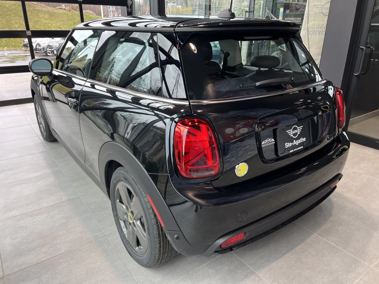 2024 MINI Cooper SE 3 Door Image principale