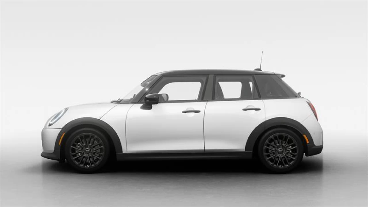 2026 MINI 5 Door Cooper C FWD Image principale