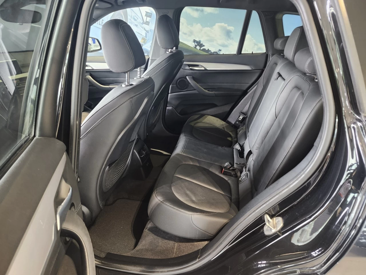 2021 BMW X1 xDrive28i Main Image
