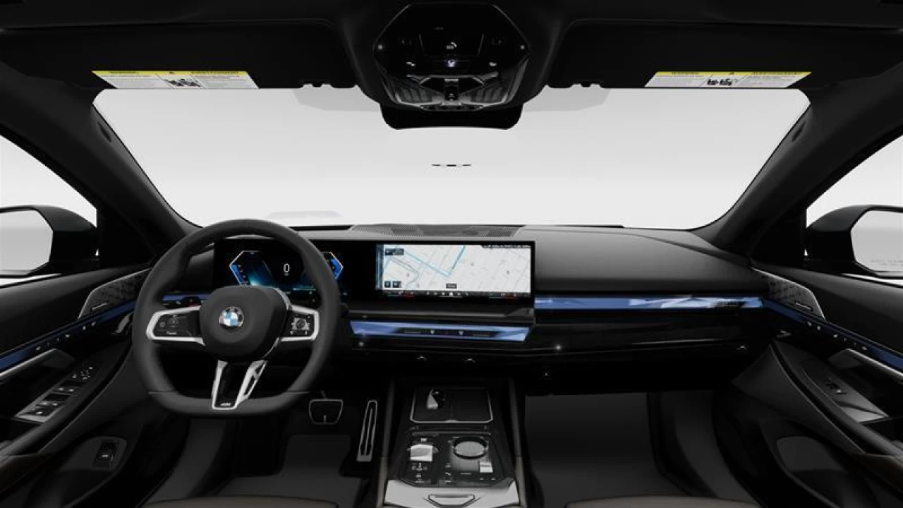 2026 BMW 550e xDrive Main Image