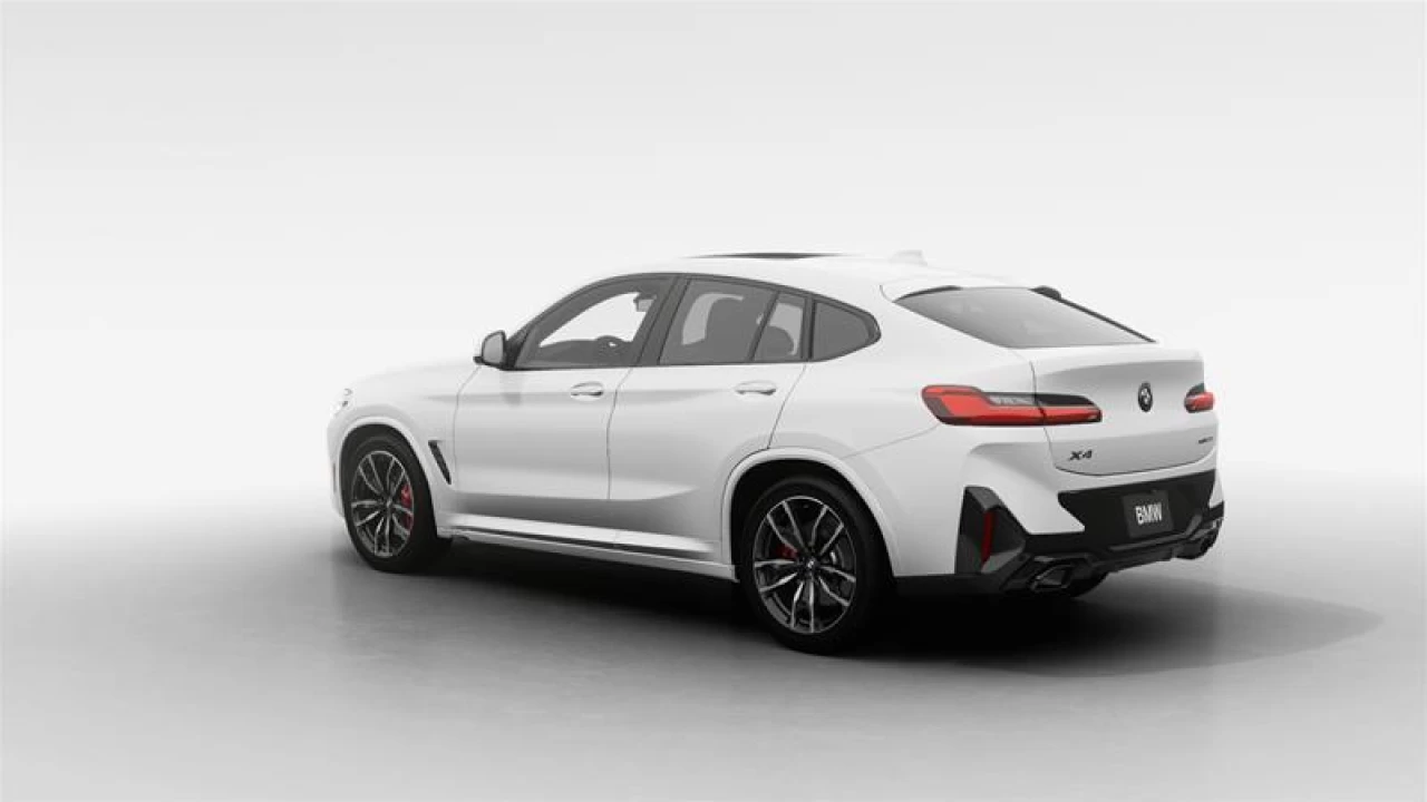 2025 BMW X4 xDrive30i Image principale