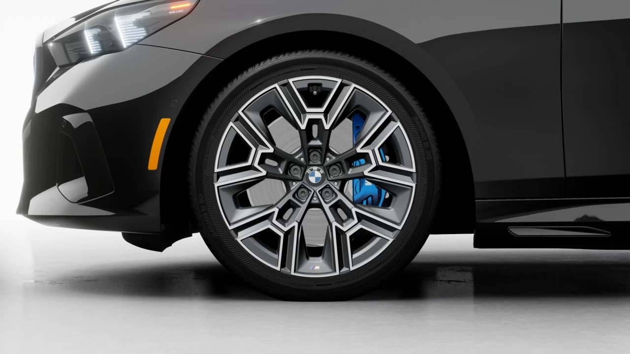 2026 BMW i5 xDrive40 Sedan Main Image