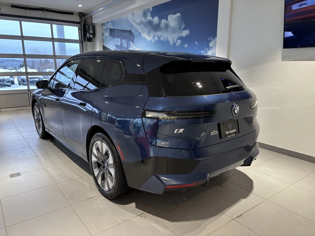 2023 BMW iX xDrive50 Image principale