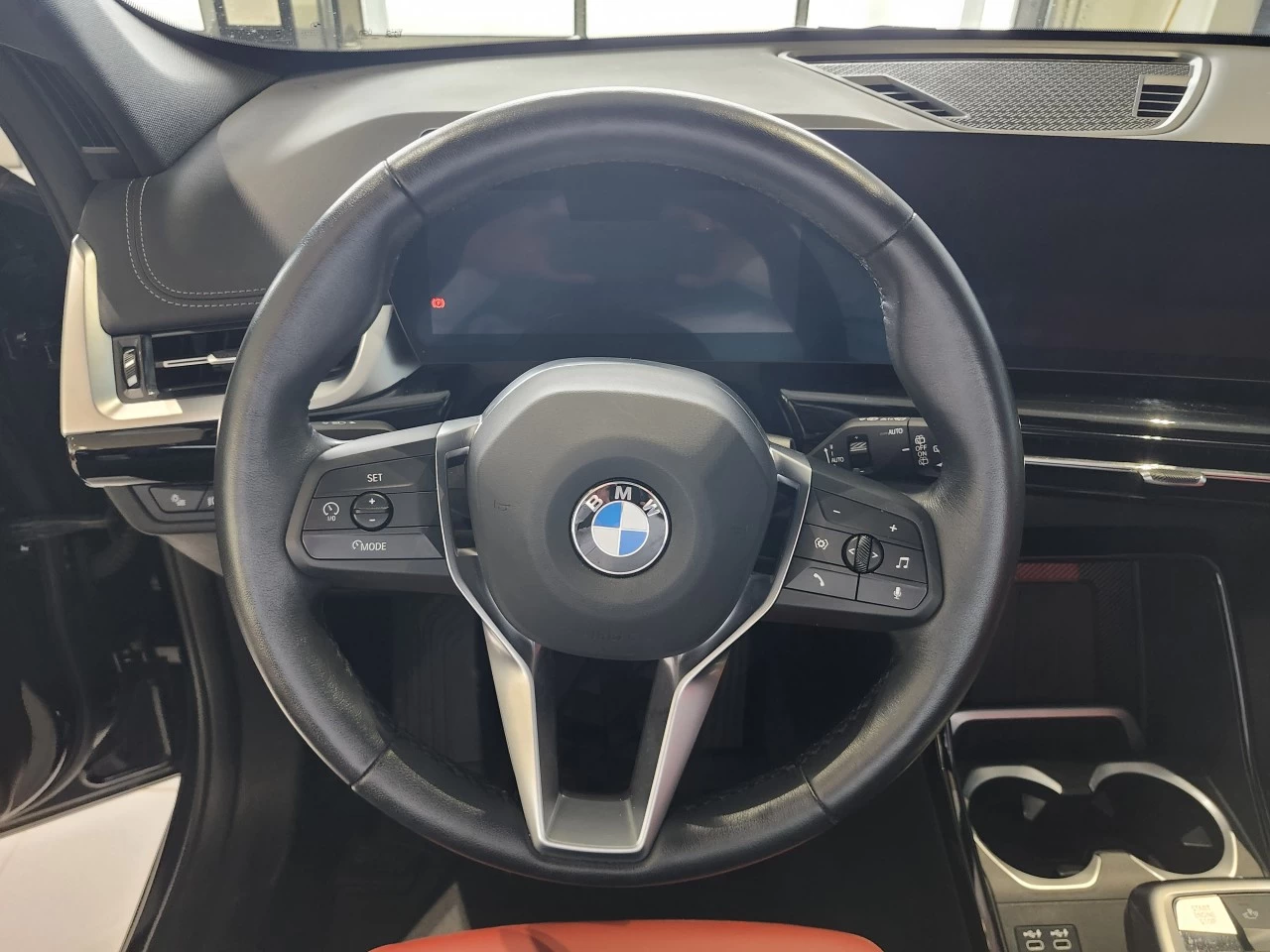 2024 BMW X1 xDrive28i Image principale