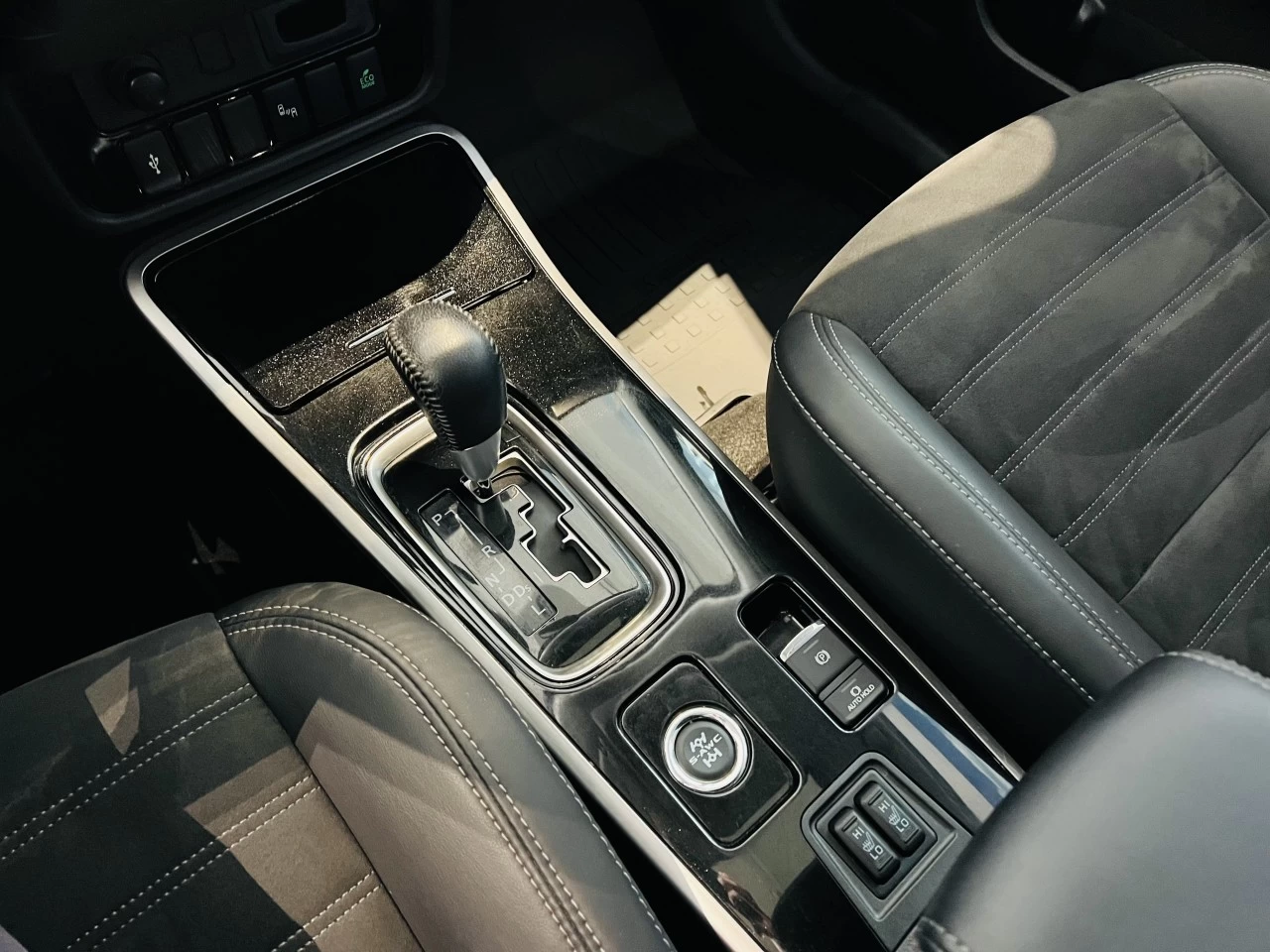 2020 Mitsubishi Outlander EX Image principale