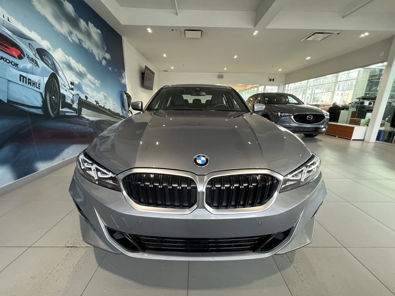 2024 BMW 330I xDrive Sedan Image principale