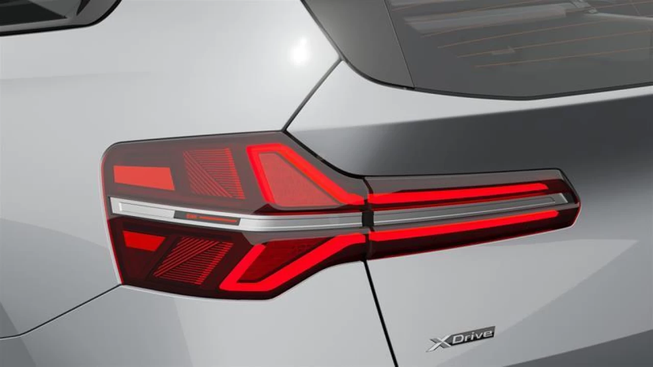 2025 BMW X3 30 xDrive Main Image