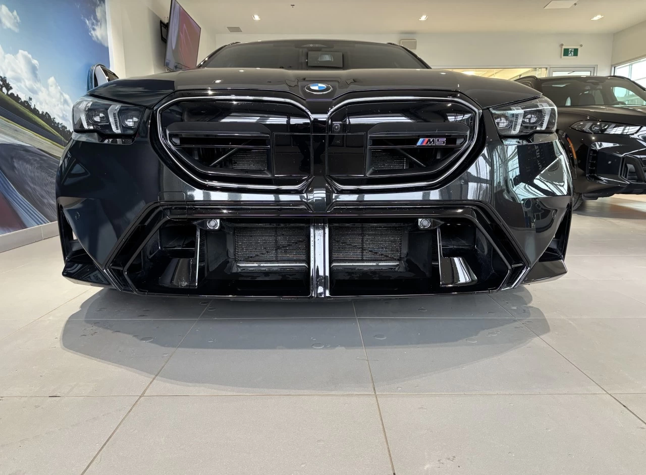 2025 BMW M5  Image principale