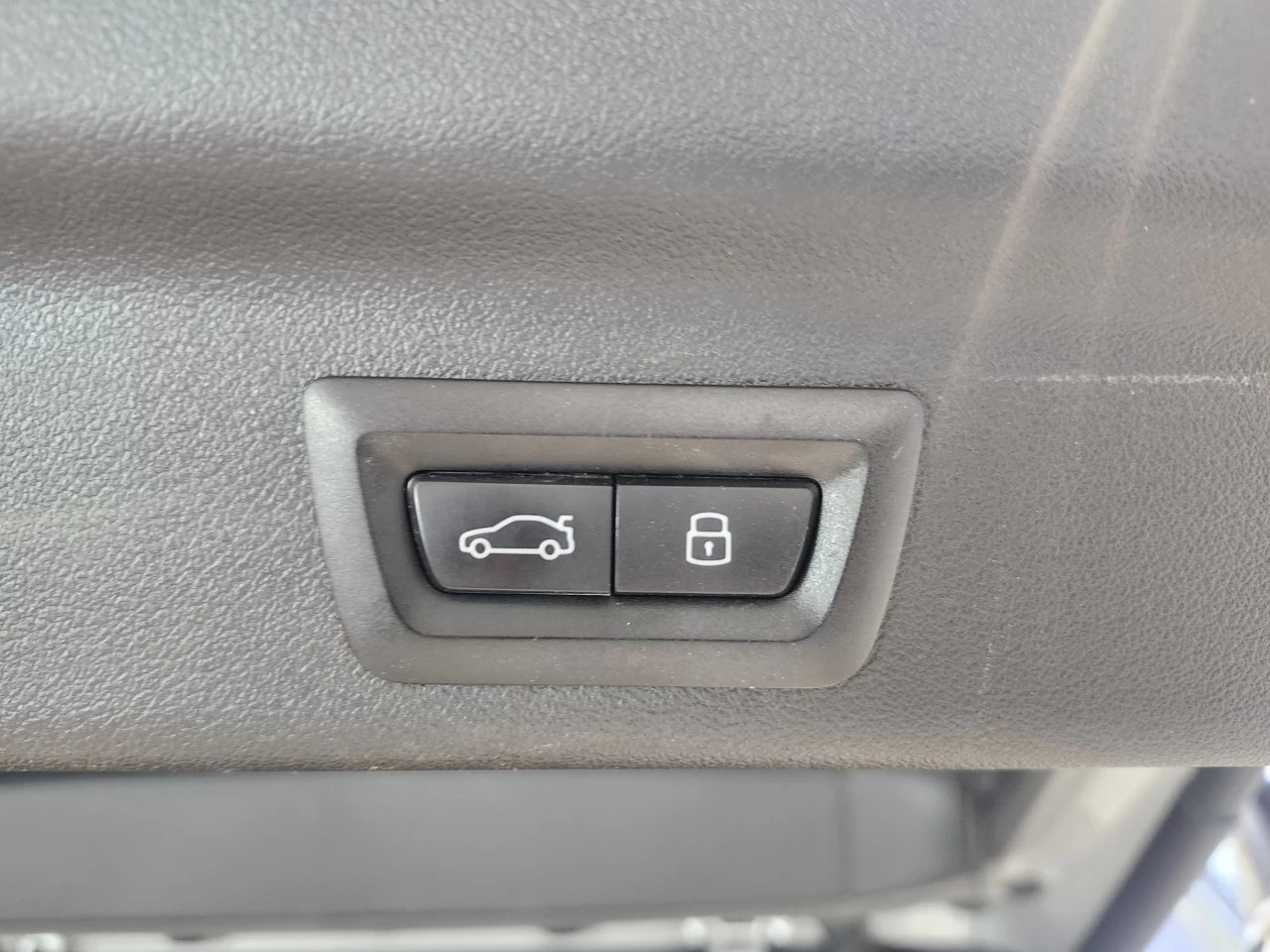 2023 BMW X1 xDrive28i Main Image
