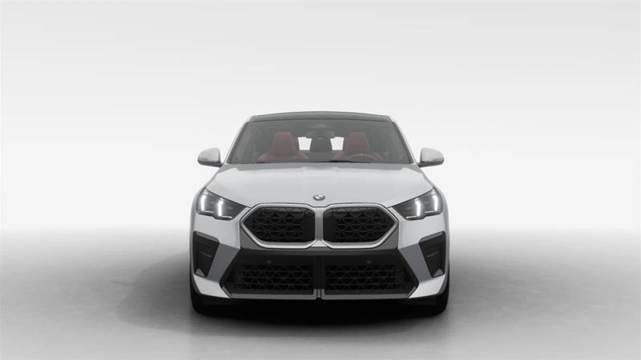 2025 BMW X2 xDrive28i Main Image