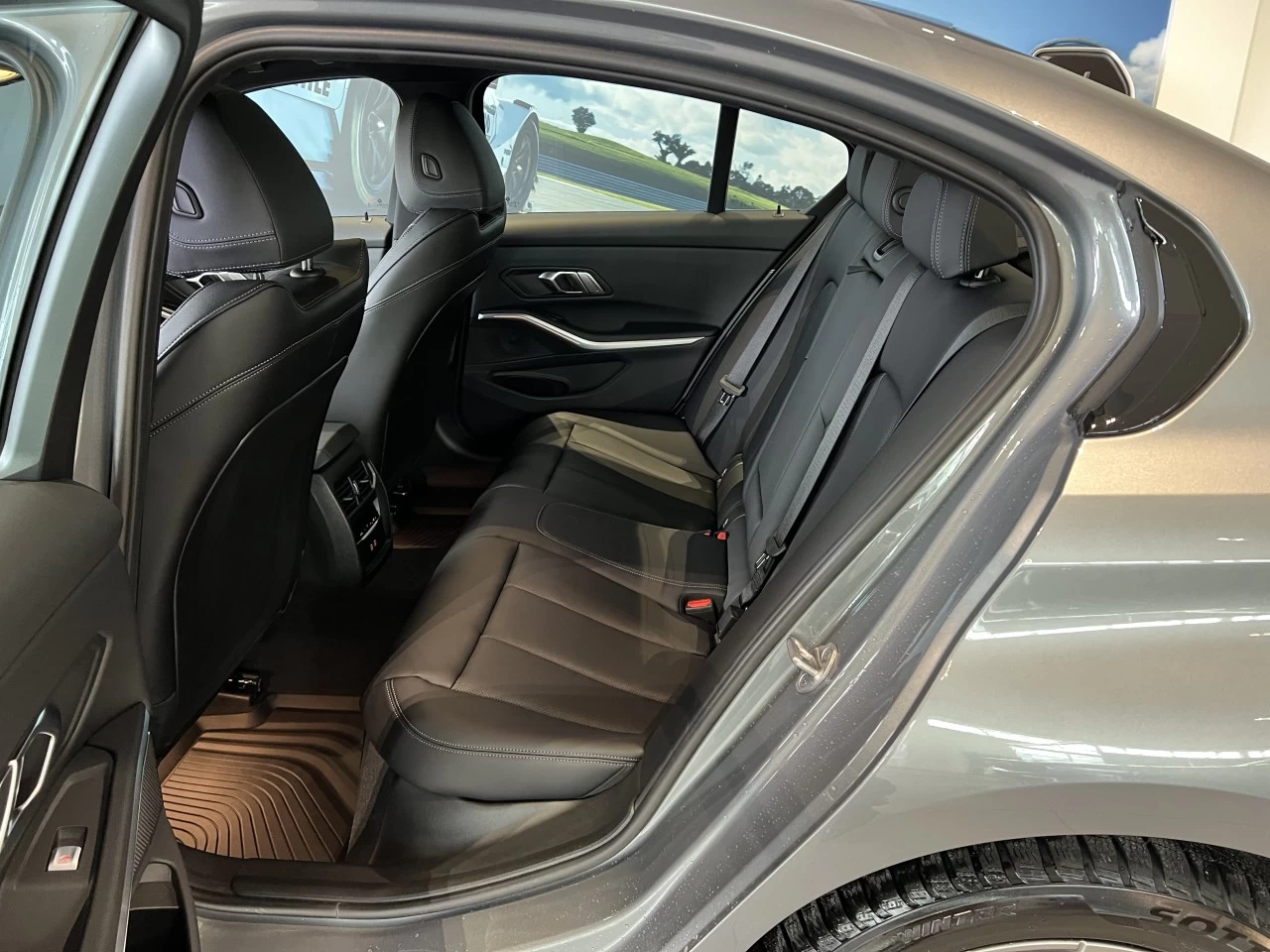 2024 BMW 330I xDrive Sedan Image principale