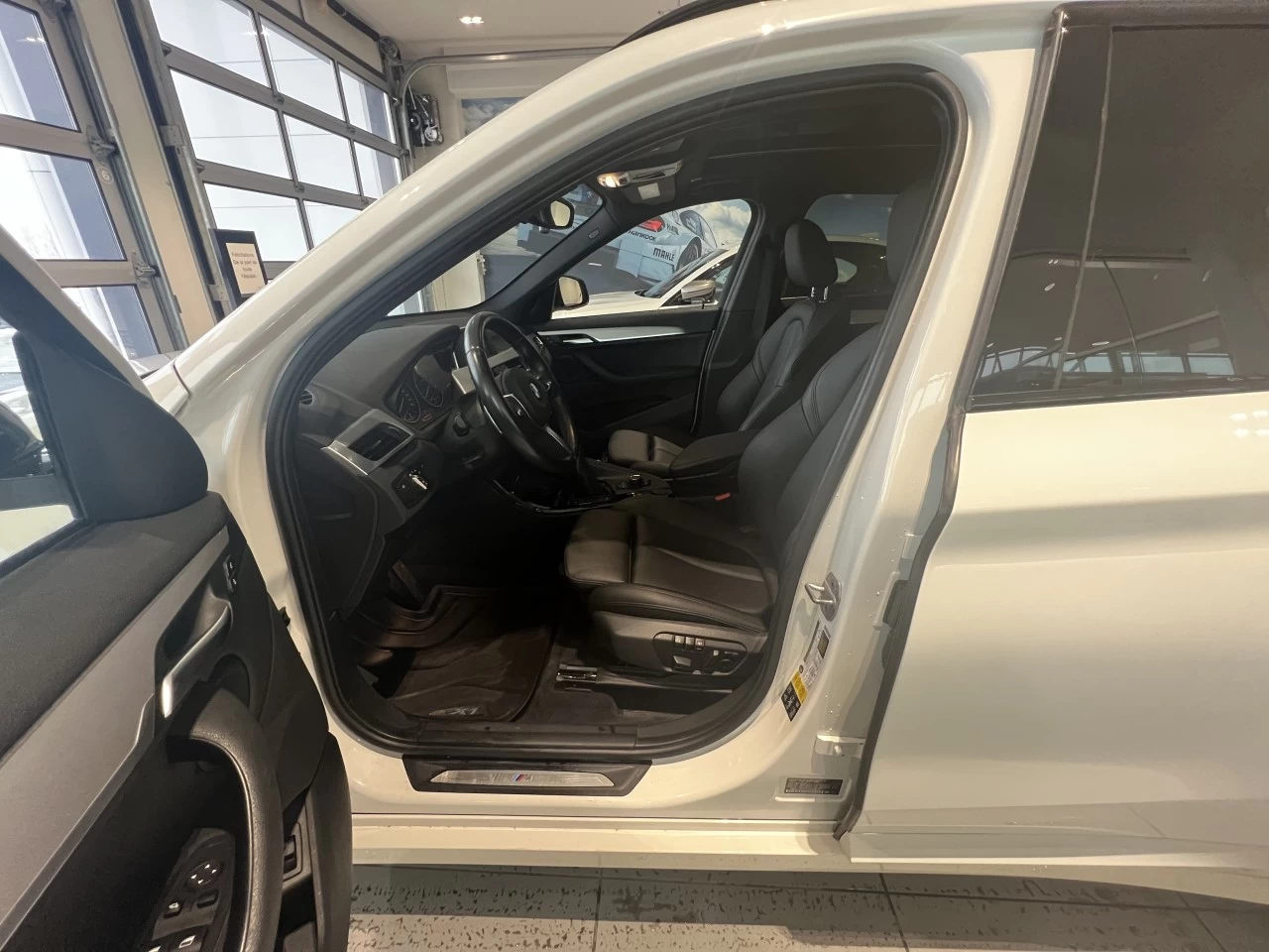 2018 BMW X1 xDrive28i Image principale