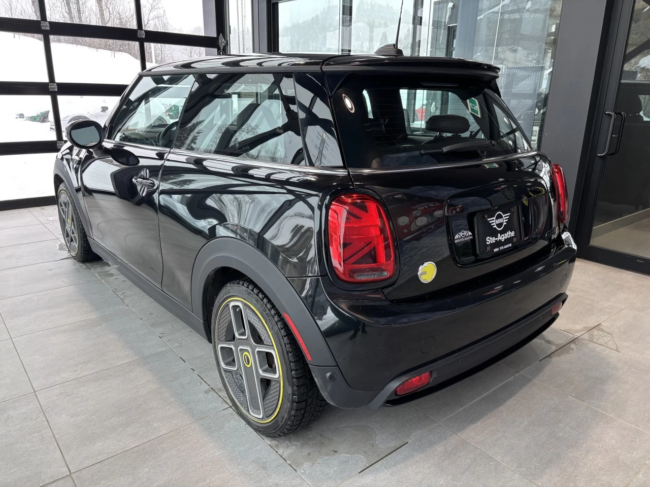 2023 Mini Cooper Cooper SE Image principale