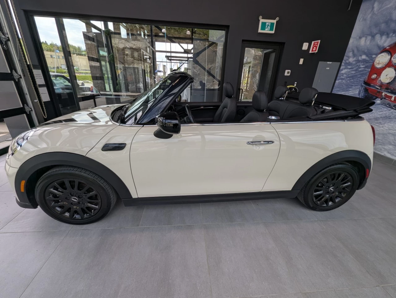 2022 Mini Cooper Cooper Main Image