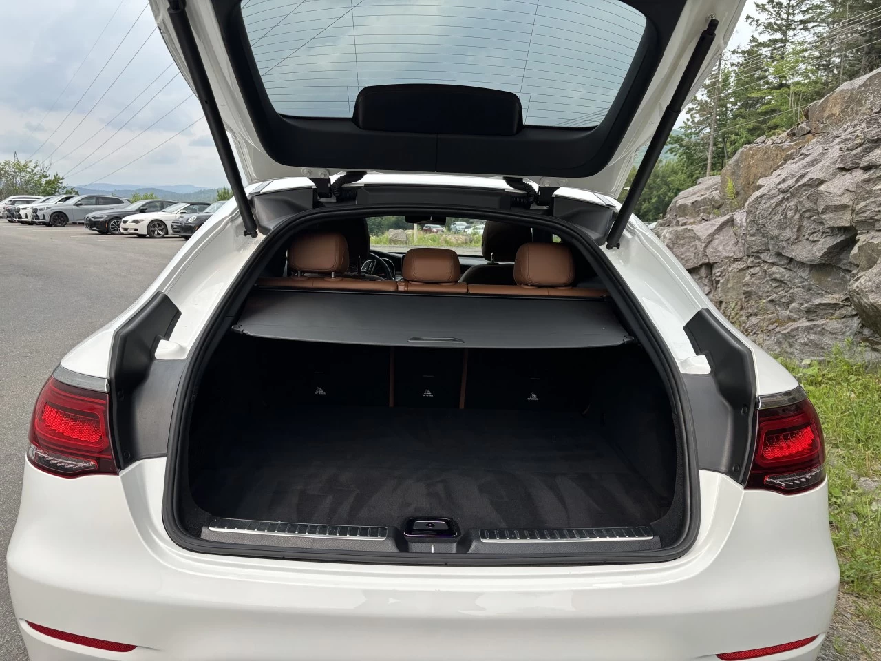 2023 Mercedes-Benz GLC GLC 300 Main Image