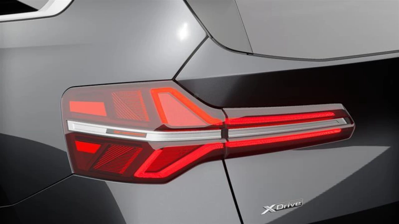 2025 BMW X3 30 xDrive Main Image
