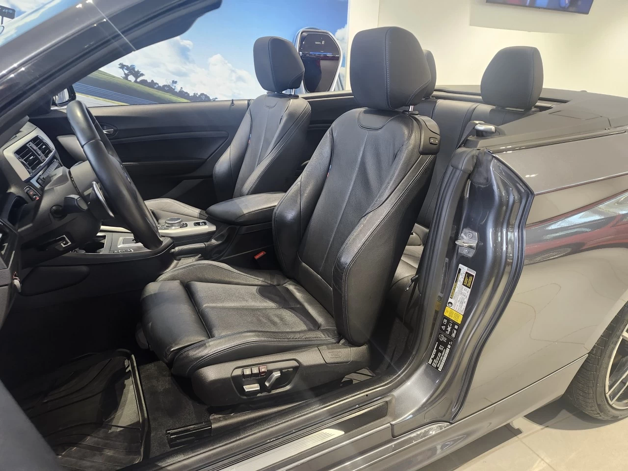 2020 BMW 2 Series 230i xDrive Convertible Main Image