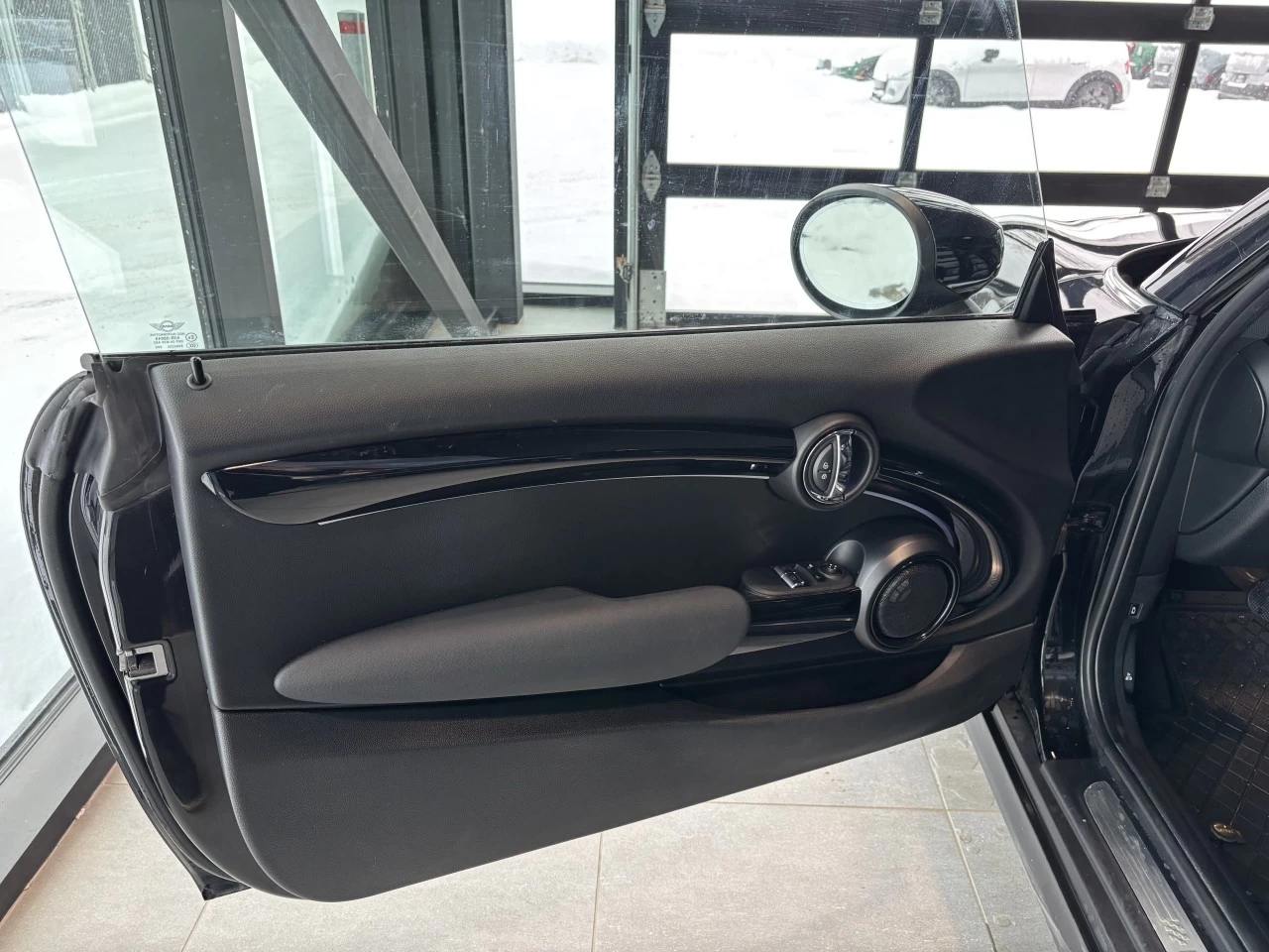 2023 Mini Cooper Cooper SE Image principale