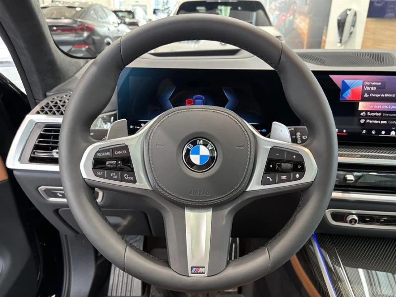 2026 BMW X7 xDrive40i Main Image