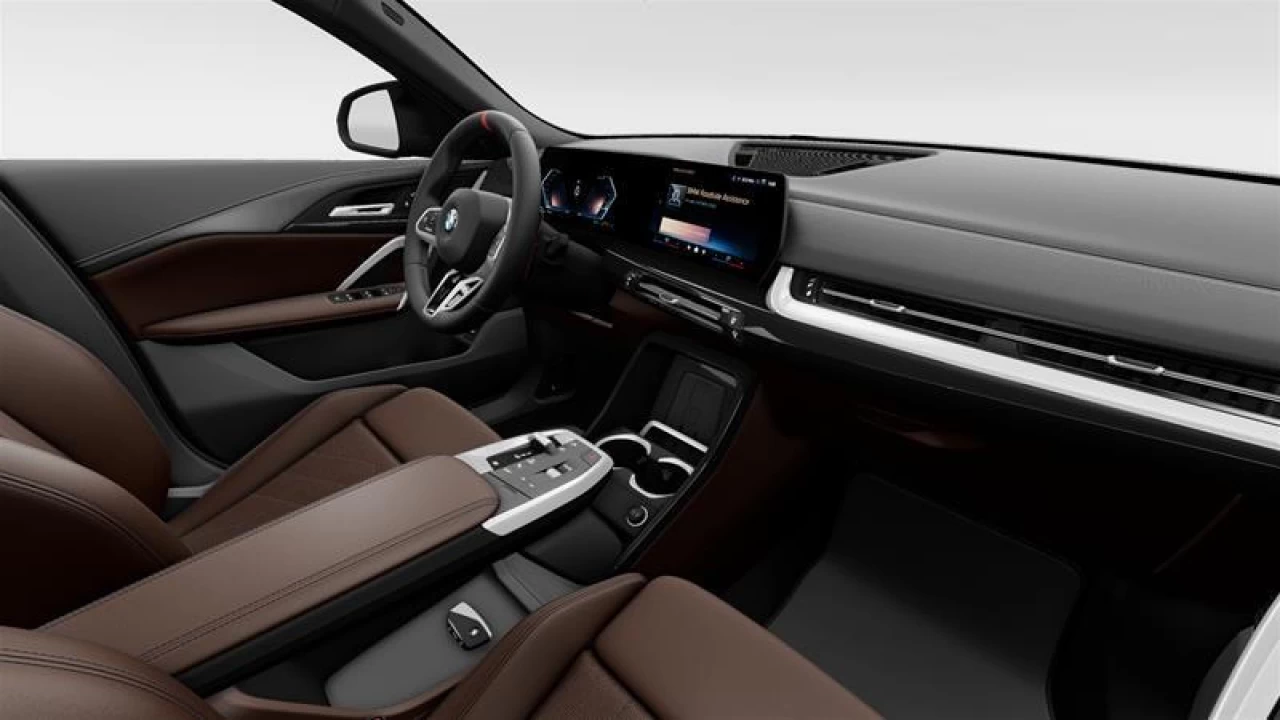 2025 BMW X2 xDrive28i Main Image