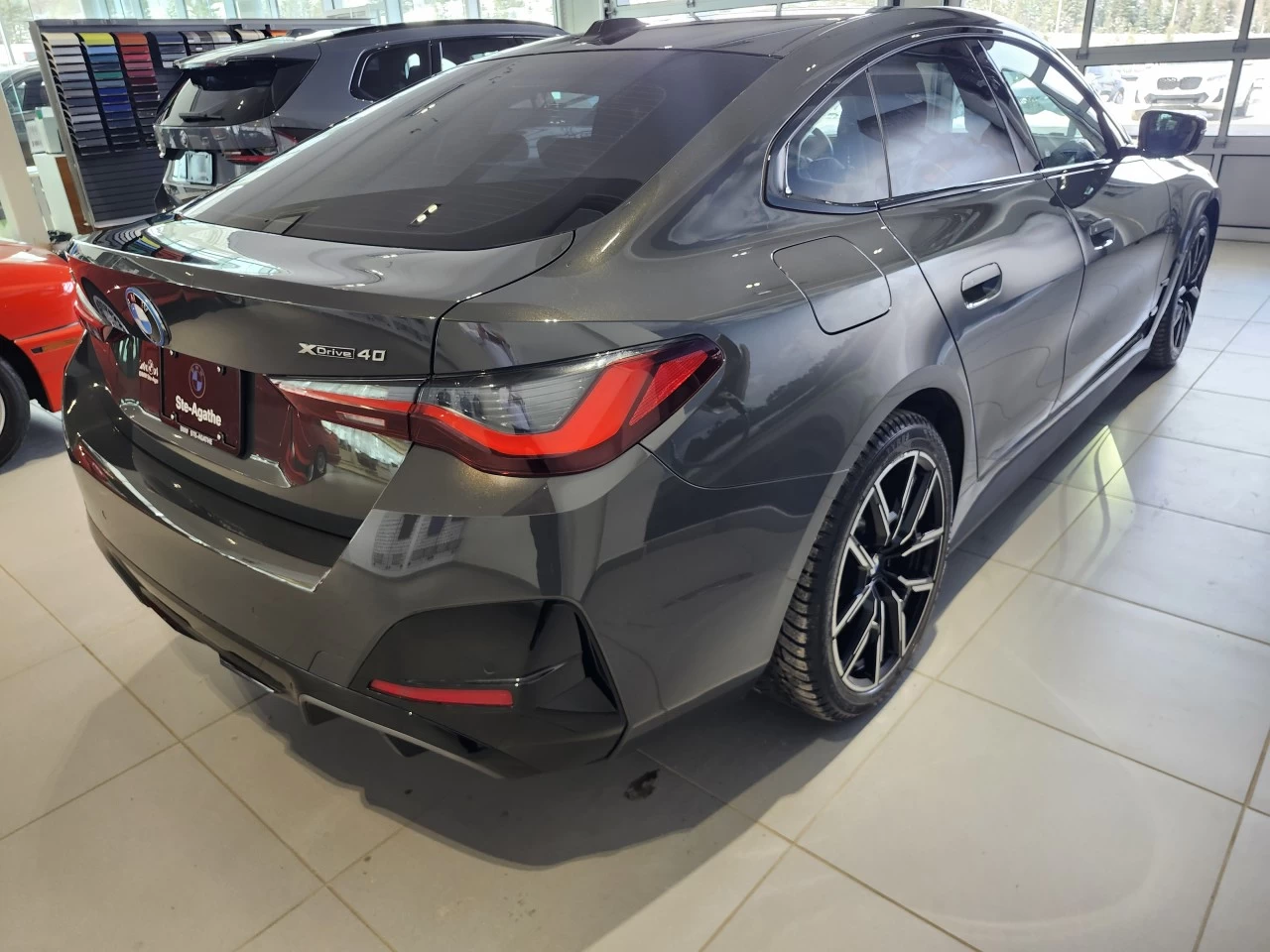 2025 BMW i4 xDrive40 Image principale