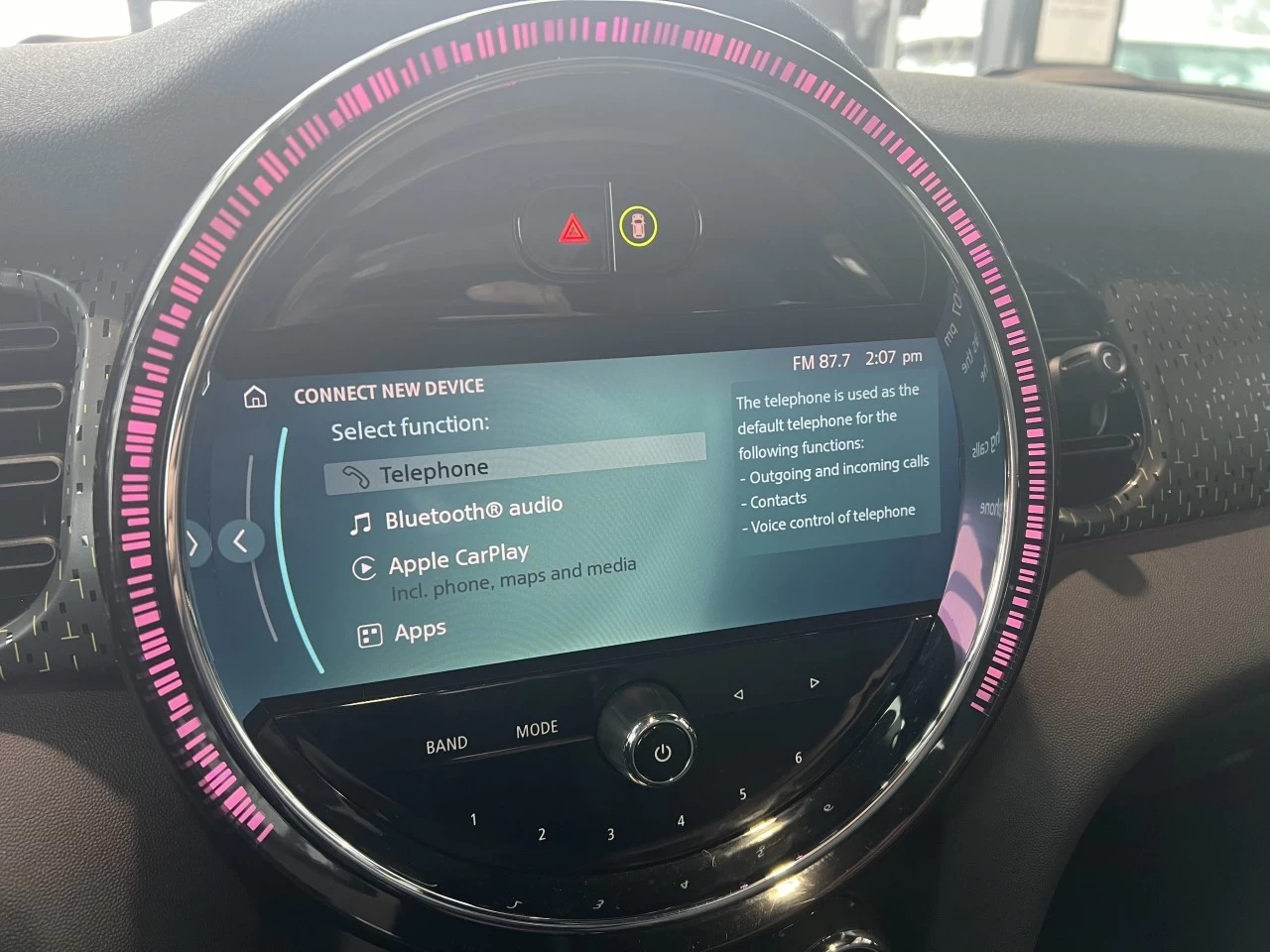2023 Mini Cooper Cooper SE https://www.bmwsteagathe.com/resize/b990ff35b810a3abc0cc817b2ca24889-1