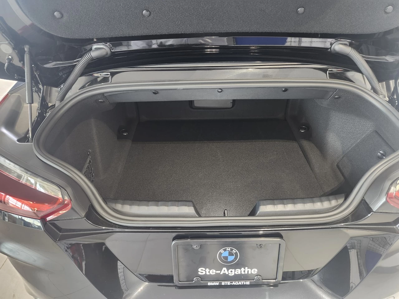 2022 BMW Z4 sDrive30i Main Image
