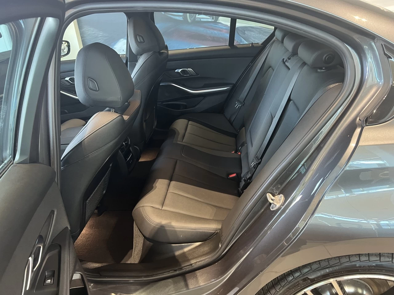 2021 BMW 330i xDrive 330i xDrive Image principale