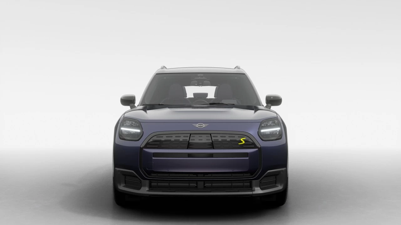 2025 MINI Countryman SE ALL4 Main Image
