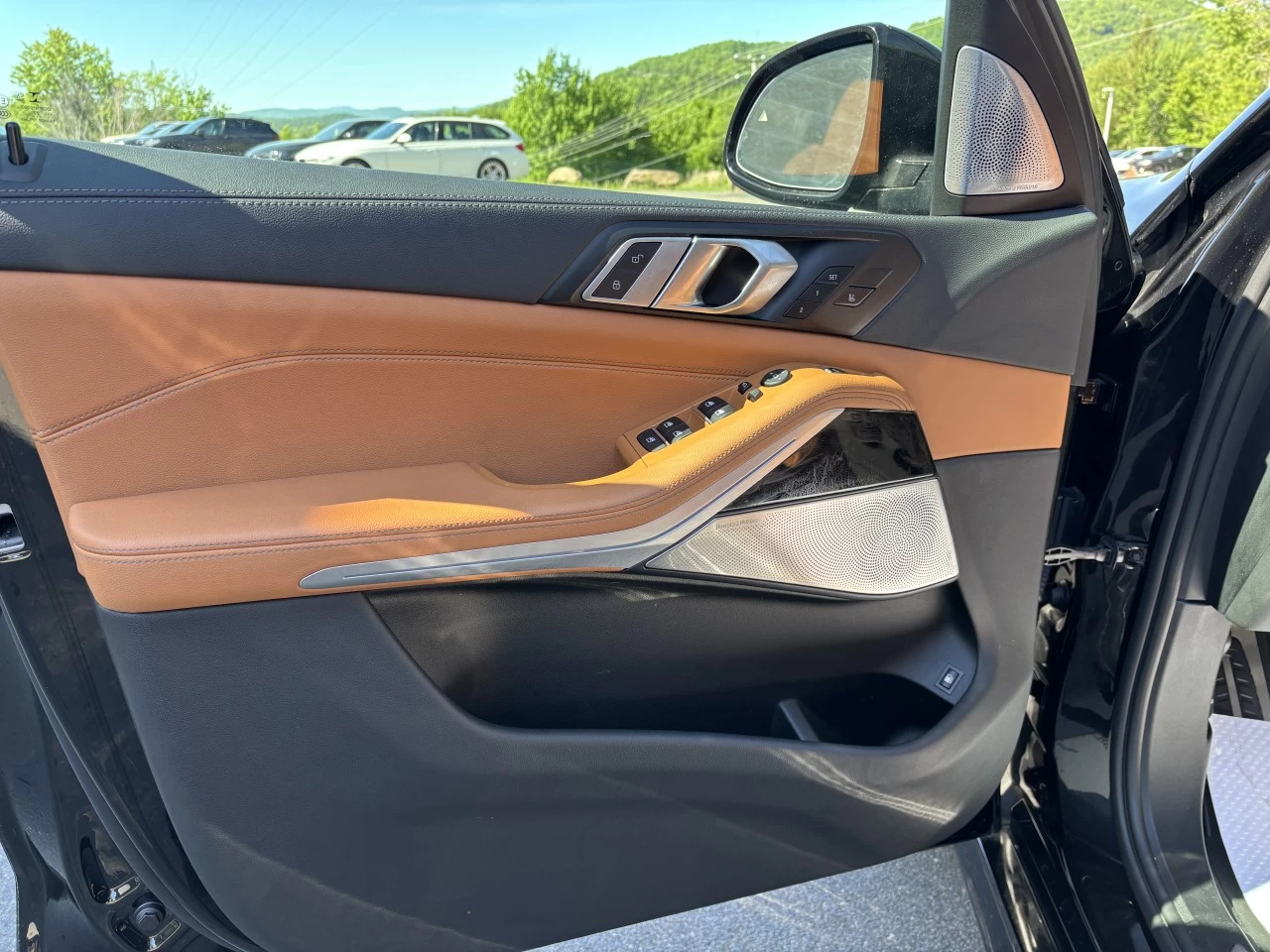 2022 BMW X5 X5 xDrive45e Main Image