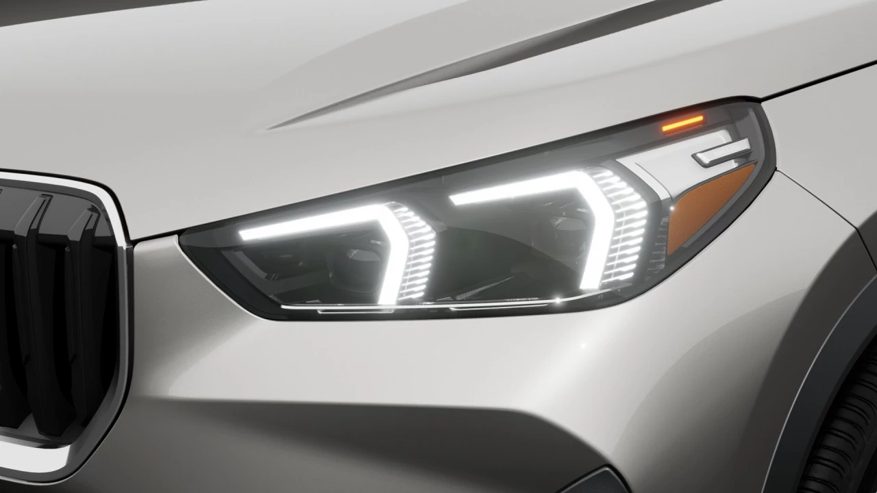 2027 BMW X1 xDrive Main Image