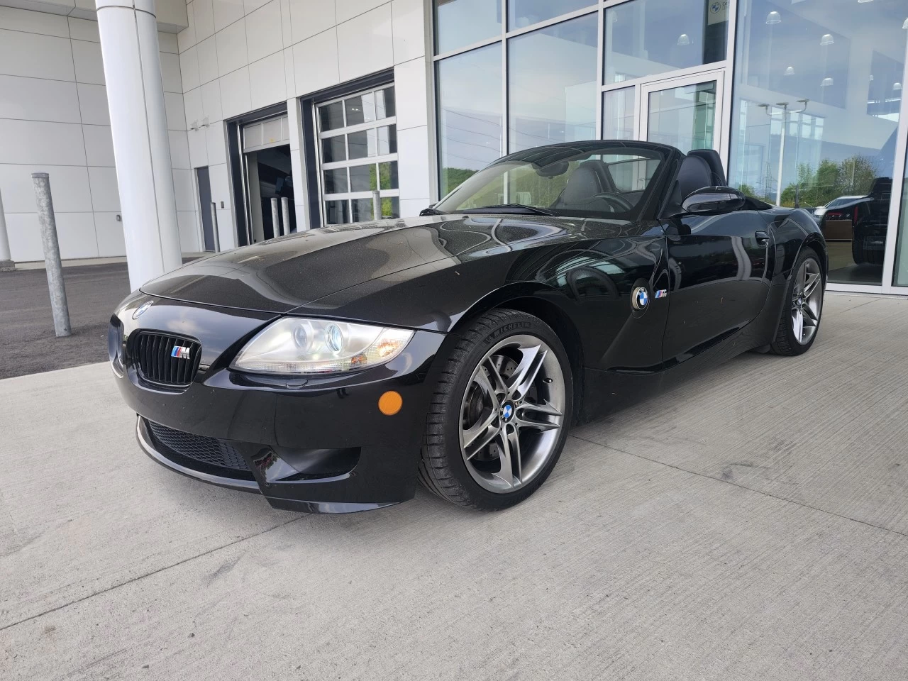 2006 BMW Z4 M https://www.bmwsteagathe.com/resize/b990ff35b810a3abc0cc817b2ca24889-1