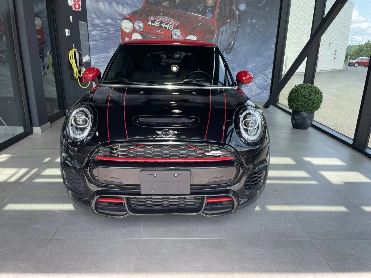 2019 Mini Cooper John Cooper Works Image principale