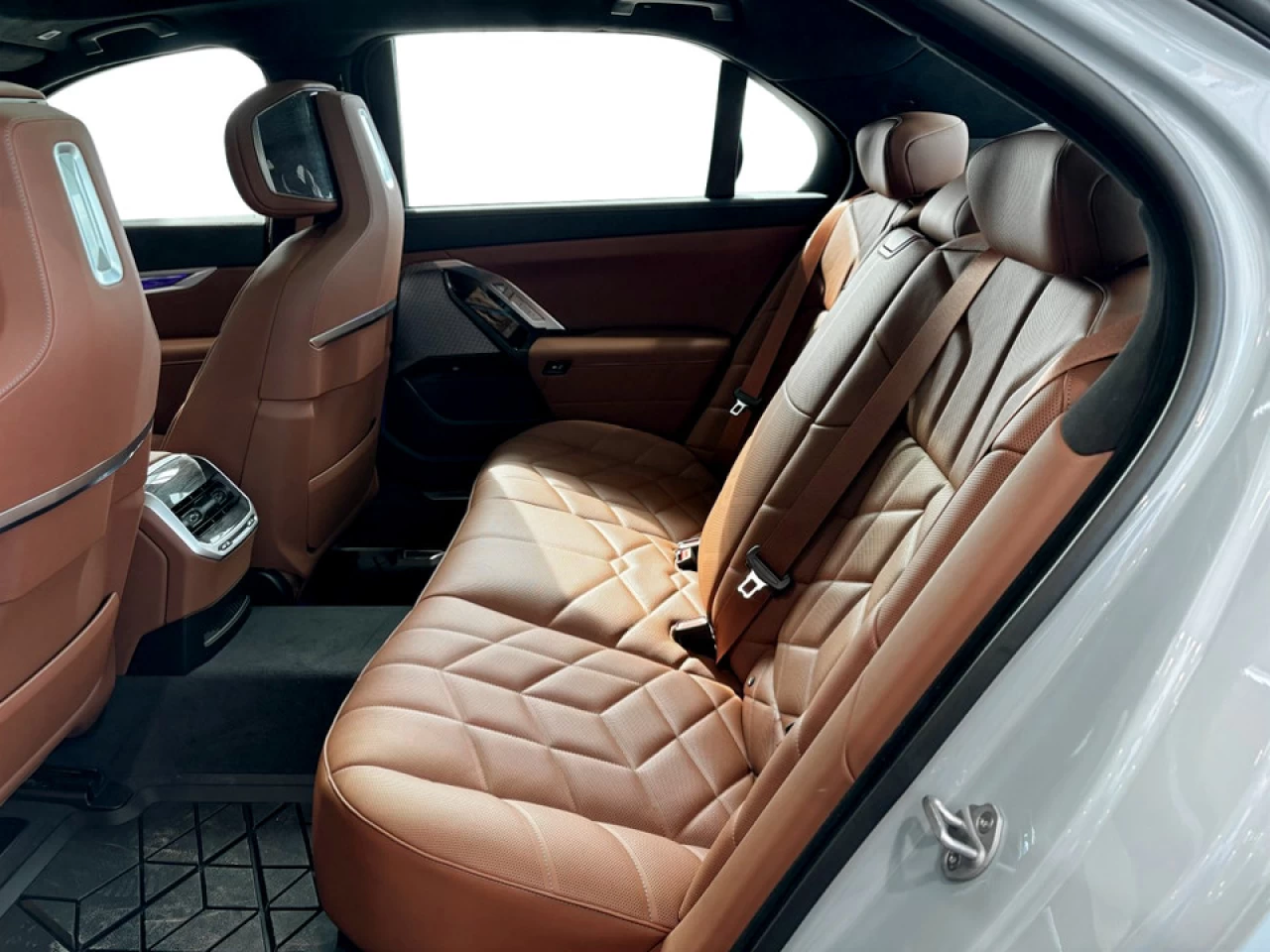 2026 BMW 760I xDrive Sedan Main Image