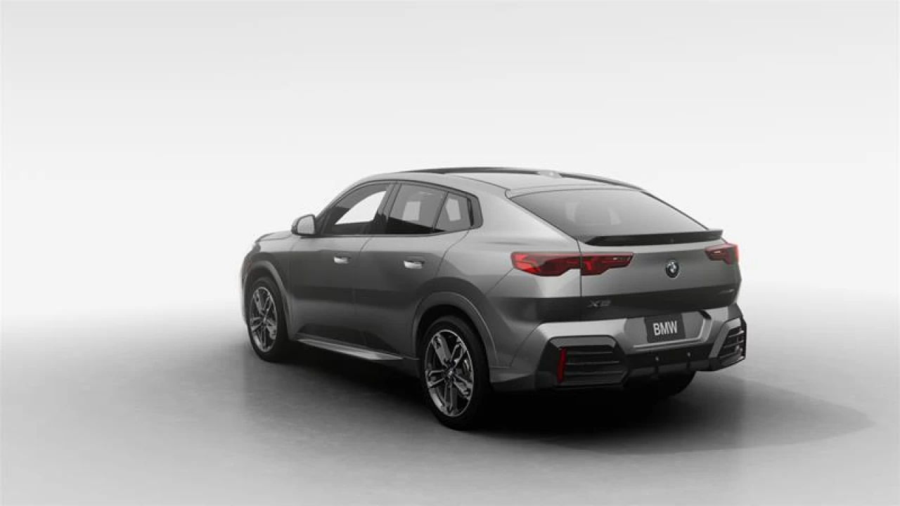 2025 BMW X2 xDrive28i Main Image