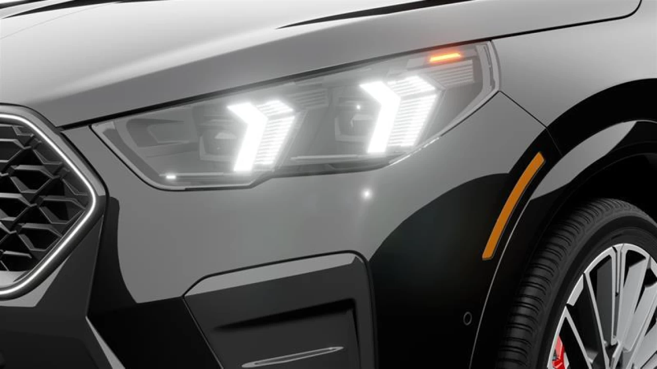 2026 BMW X2 xDrive28i Main Image