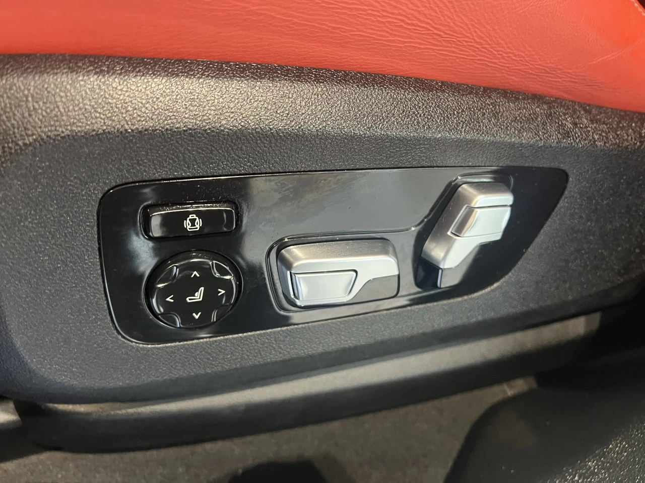 2021 BMW X6 M Competition Main Image