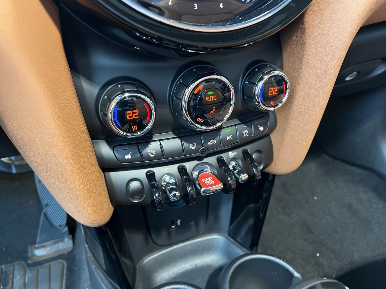 2024 MINI Cooper Convertible  Image principale