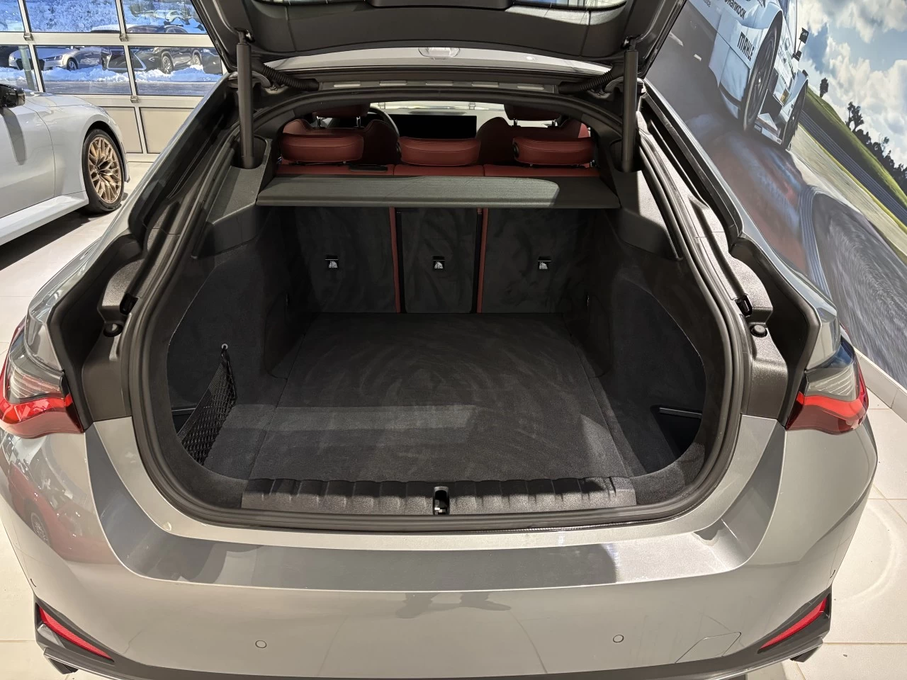 2025 BMW i4 xDrive40 Image principale