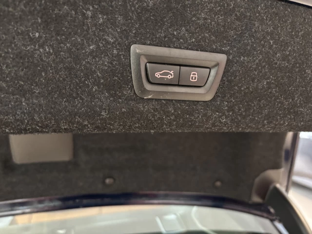 BMW 330I xDrive Sedan 2026