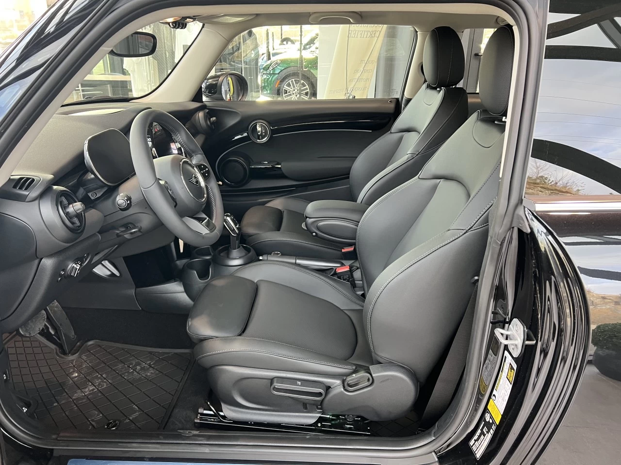 2024 MINI COOPER S 3 Door Main Image