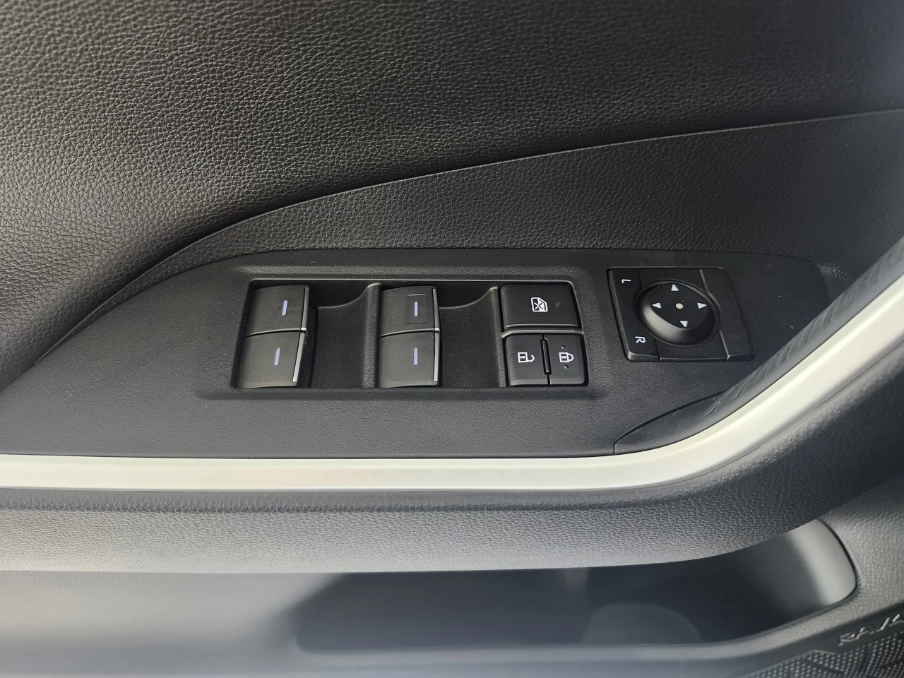 2023 Toyota RAV4 Prime XSE Image principale