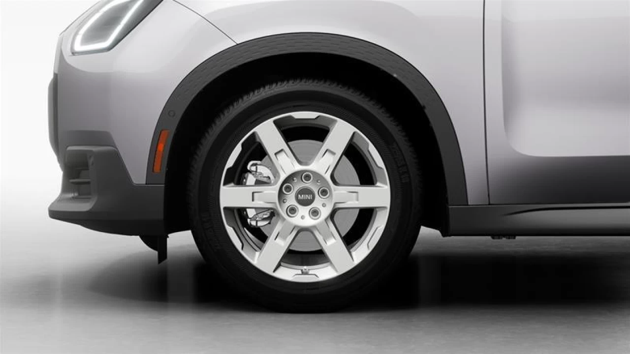 2025 MINI Countryman SE ALL4 Main Image