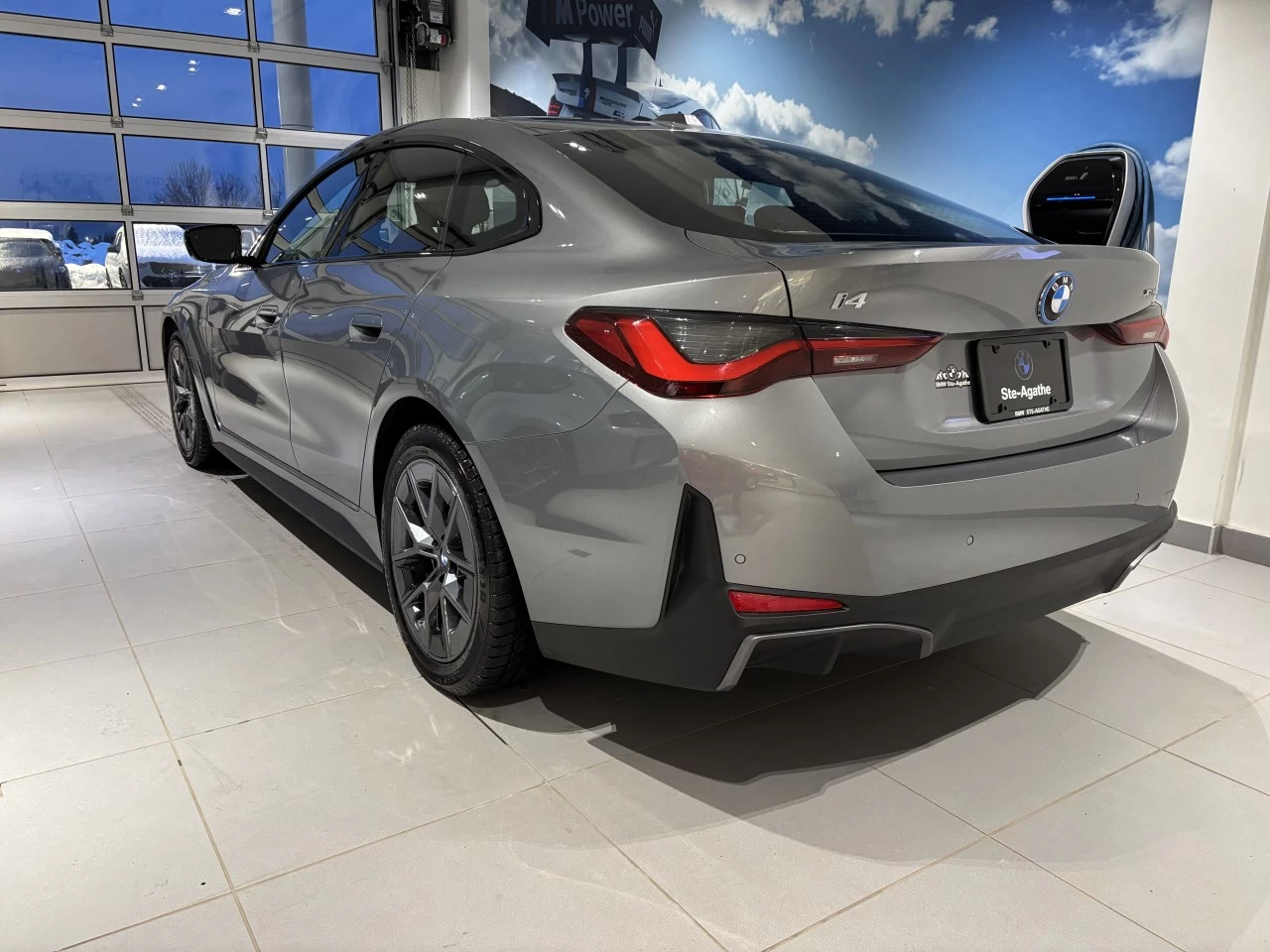 2025 BMW i4 xDrive40 Image principale