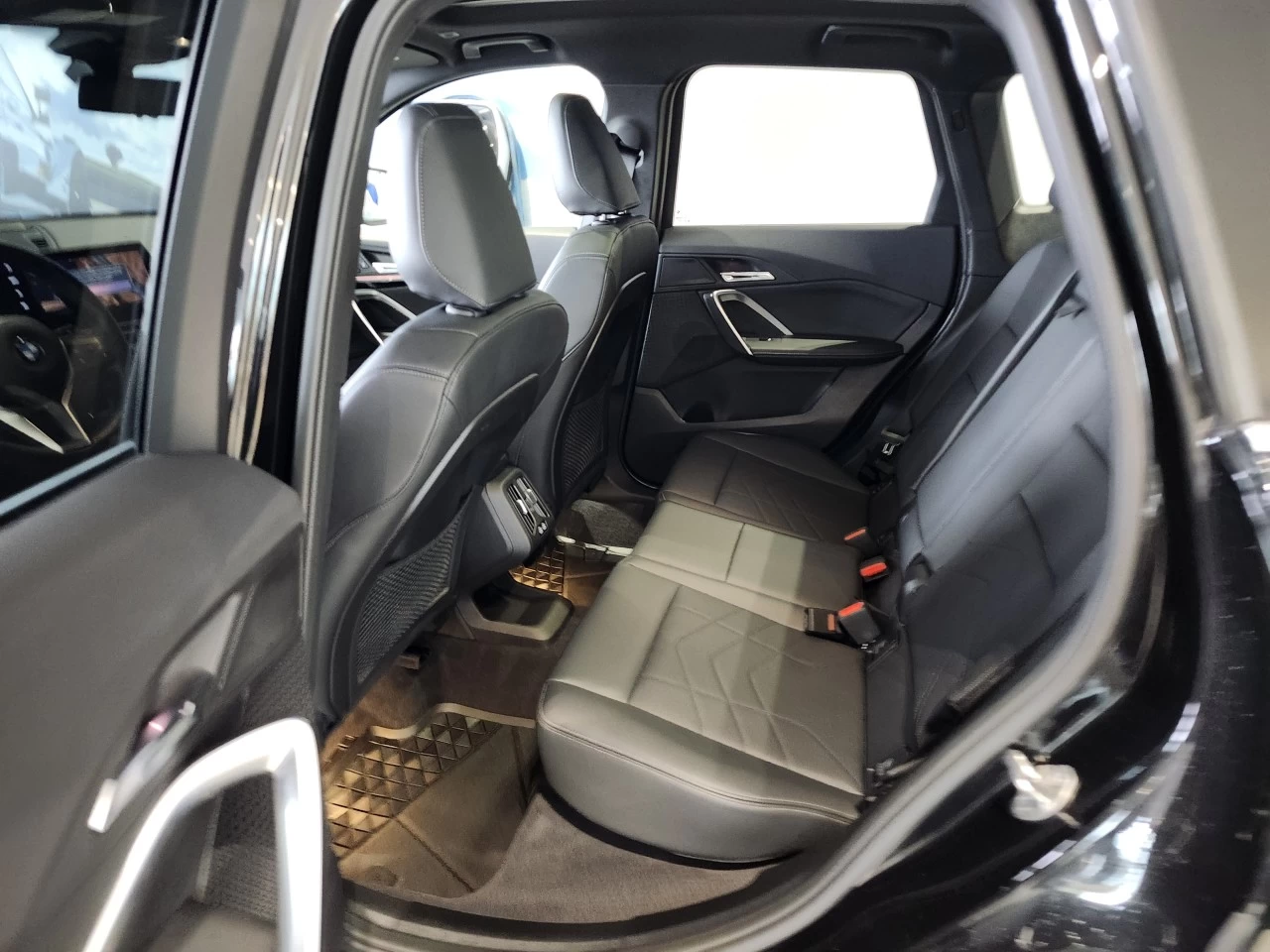 2024 BMW X1 xDrive28i Main Image