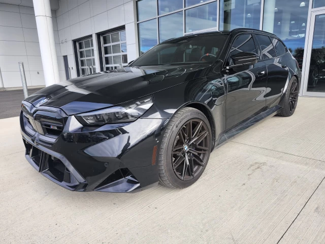 BMW M5  2025
